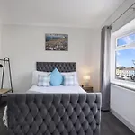 The Skipper's Rest - Beachfront *