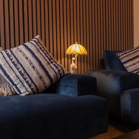 Holiday home 4 Bedroom House By Cozy Quarters Management Contractors With Parking